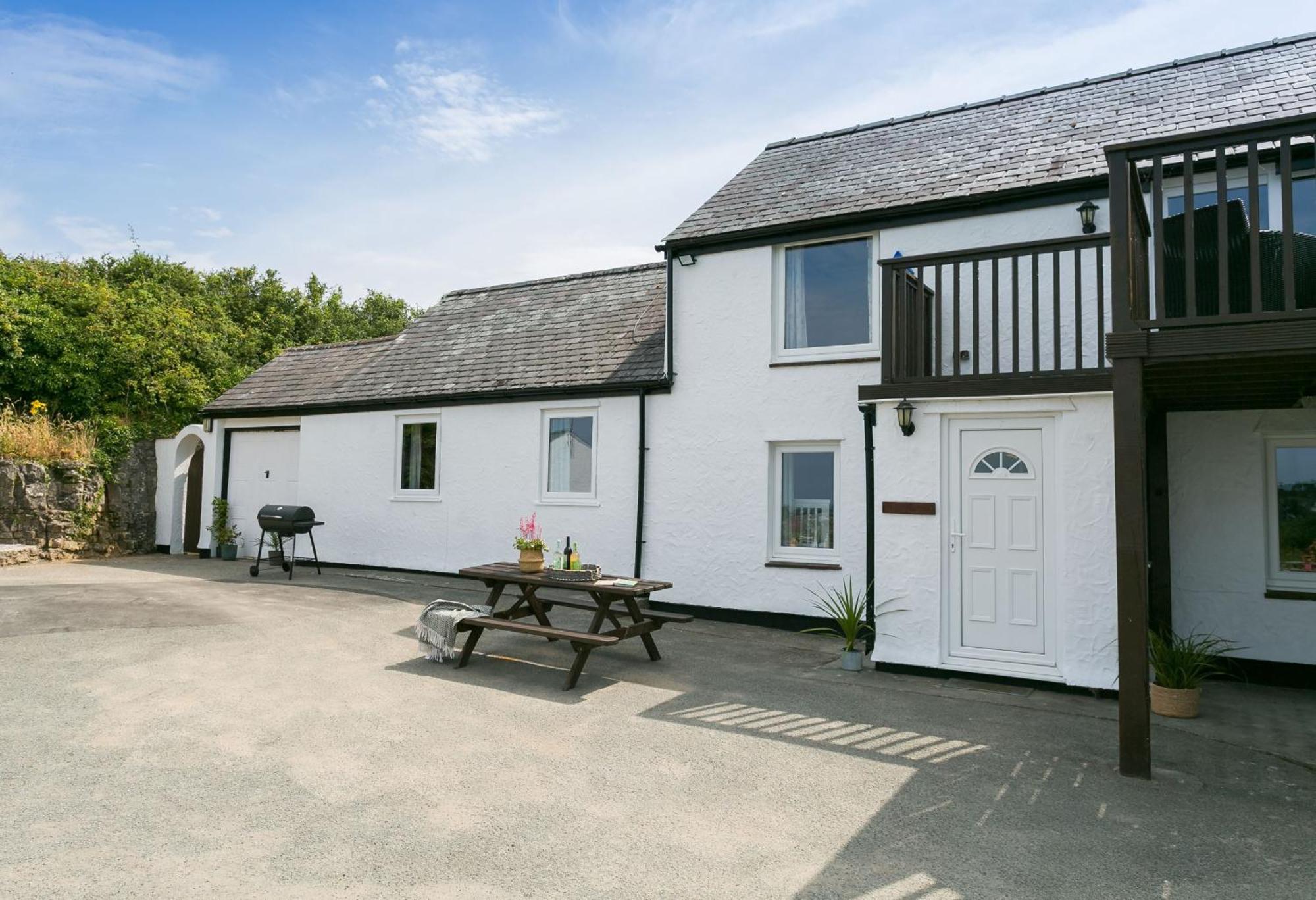 Dinas Cottage Benllech Exterior photo